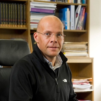 Prof. Dr. Dirk Guldi